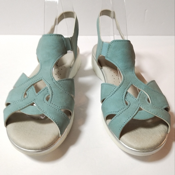 Arcopedico Women's Sandals in Teal and Beige - Picture 1 of 9